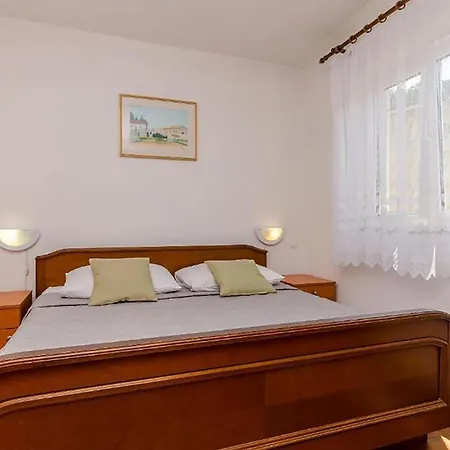 Amazing In * Stari Grad (Hvar)