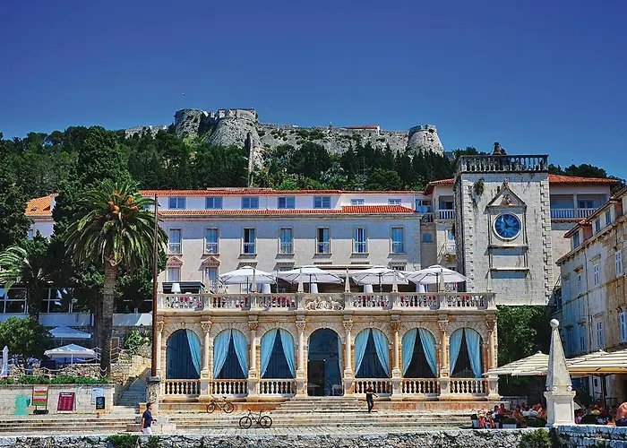 Amazing In * Stari Grad (Hvar)